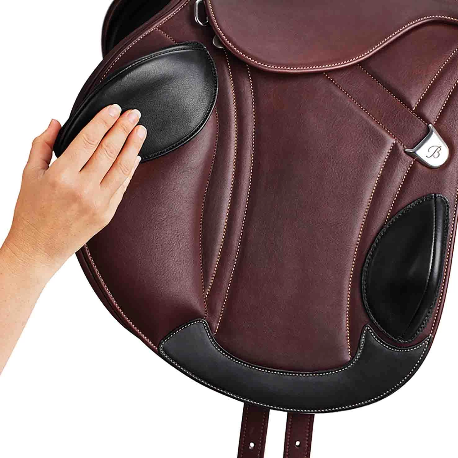 Bates Advanta Jump Saddle - Image 12